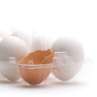 Genrefoto eller symbol for: Æggebakker af plast